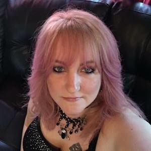 Meet your Posher, Jenifer